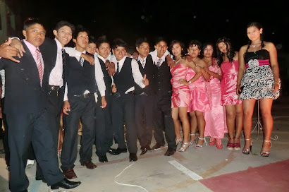 Ex alumnos promoción 2012 - IEE Francisco Irazola