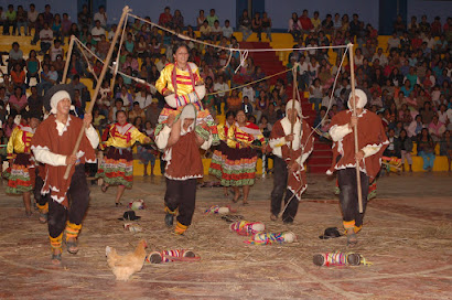 HERMOSA DANZA PERUANA